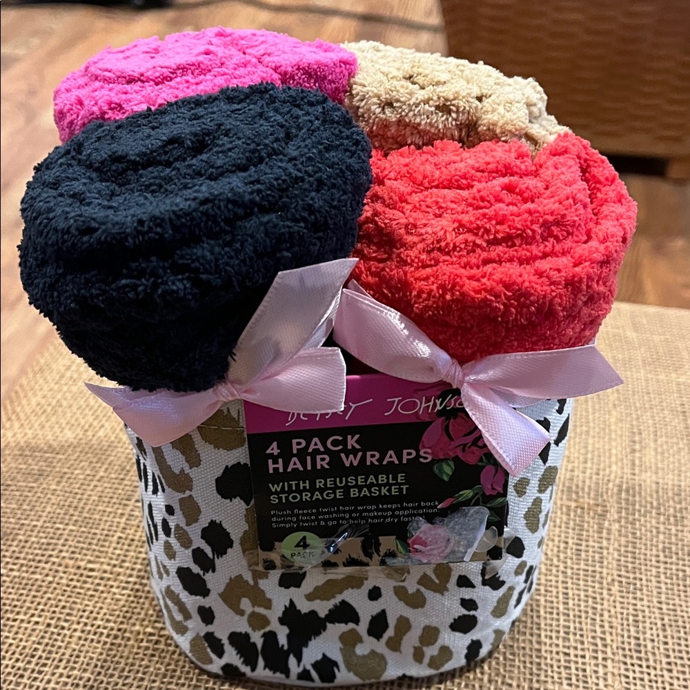 Betsey Johnson Vibrant Hair Wrap Set